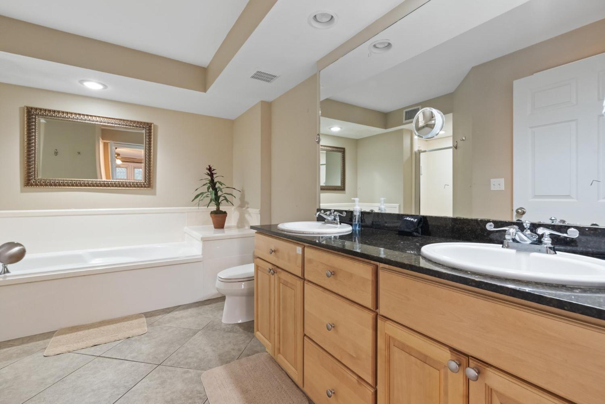 Fun 2 Bed/2 Bath Condo With Pool On Biloxi Beach Exterior foto